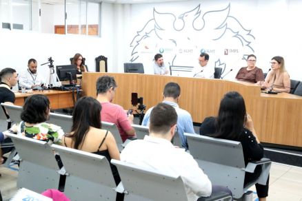 Relatrio Detalhado do Quadrimestre Anterior (RDQA) mostrou a evoluo do Percentual de Aplicao em Sade no segundo quadrimestre, que passou para 14,59% em 2025