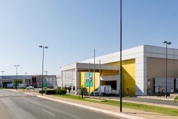 Adolescente morre ap�s cair de �rvore de seriguela em VG