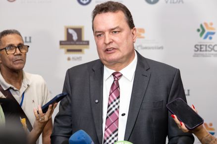 O deputado estadual Max Russi vai deixar a presidncia do PSB para assumir a do Podemos em 2026