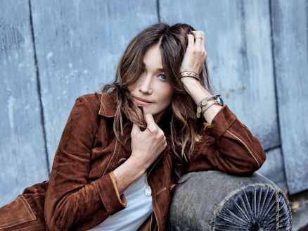 Carla Bruni, 57, cantora, modelo e atriz