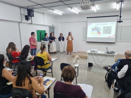 Cerca de 70 profissionais da Ateno Primria  Sade participaram da oficina para insero de implante contraceptivo subdrmico