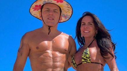 Esdhras de Souza se declarou para a esposa, Gretchen, nas redes sociais