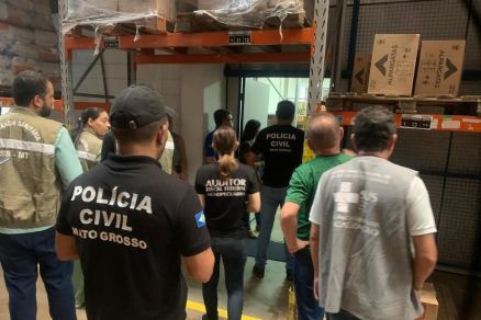 A Polcia Civil de Mato Grosso apreendeu mais de 7 mil whiskies em Vrzea Grande