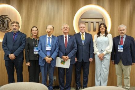 Autoridades encerram encontro com assinatura da Carta Cuiab