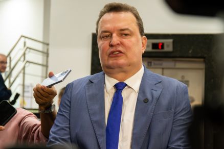 O presidente da Assembleia Legislativa, deputado Max Russi, disse que os parlamentares colocam Mato Grosso em primeiro lugar