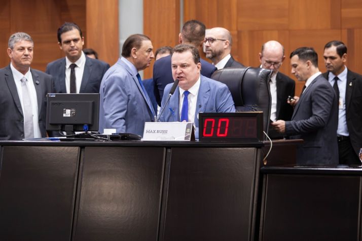 Deputados aprovam aumento de 6,8% aos servidores do TJ