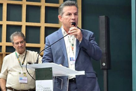 O governador Mauro Mendes durante fala na COP 30, onde cobrou promessas climticas