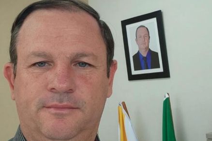 O prefeito de Itiquira, Fabiano Dalla Valle, que contratou os shows