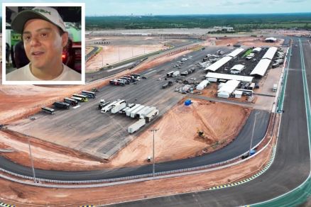 O ex-piloto de Frmula 1, Felipe Massa, que percorreu de moto a pista