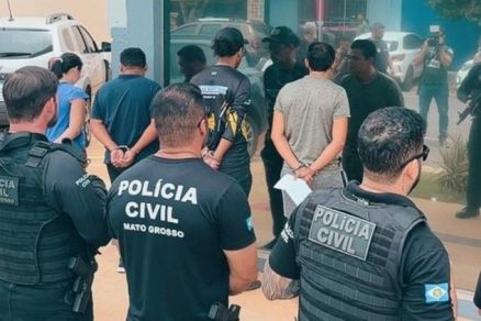 Cinco pessoas foram presas suspeitas de integrar grupo criminoso de fraude de consrcios 