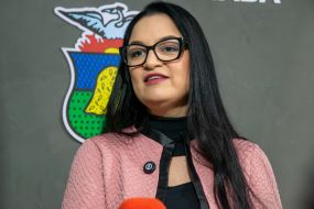 Samantha diz que deve disputar cadeira na Assembleia pelo PL