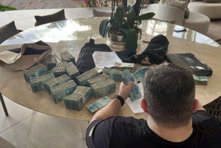 Agenda da Polcia Federal conta dinheiro apreendido na Operao Compliance Zero 