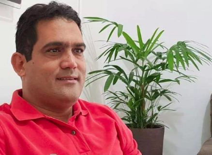 O prefeito Joo Machado Neto, que contratou a dupla para se apresentar em Nova Xavantina