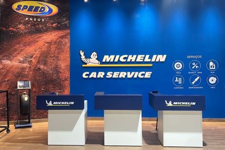 Speed Pneus da Avenida Isaac Pvoas, que foi reformada em comemorao aos 29 anos do grupo