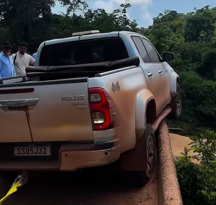 A comitiva do vice-governador Otaviano Pivetta passou um sufoco na MT-060