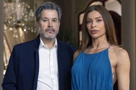 Grazi Massafera, 43, deixou os internautas animados com um comentrio em uma publicao do colega Murilo Bencio, 54. Os dois esto vivendo os amantes Arminda e Ferette na atual novela das 21h da Globo, 