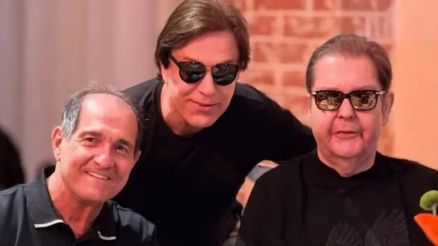 Tom Cavalcante posa com Muricy Ramalho e Fausto