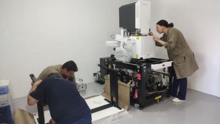 Montagem de equipamento Laboiratrio Multiusurios 