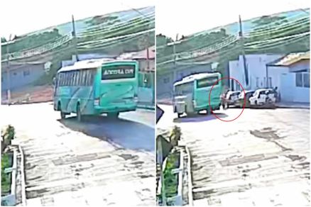 Instante registrado pela cmera de segurana mostra a criana saindo do carro em direo  rua, momentos antes do atropelamento