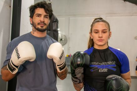Mateus Gomes e Nadia Fedoruk s�o atletas de kickboxing e competem no MT Warriors Championship