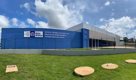 Governador Mauro Mendes, vice-governador Otaviano Pivetta e a primeira-dama Virginia Mendes vo inaugurar a Escola Tcnica Estadual de Juara nesta sexta-feira