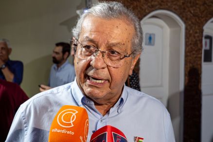 O senador Jayme Campos, que criticou isen��o a 