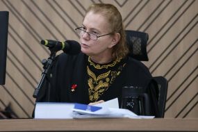 Ju�za n�o v� �ofensa�, nega se afastar de j�ri e remarca data