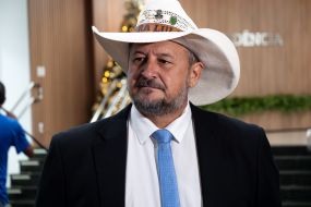 Cattani diz que direita est� unida em torno de Fl�vio Bolsonaro