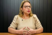 Paula diz n�o ser candidata e defende consenso para Mesa Diretora