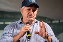 Dilmar vai provocar Max e diz: WS agiu de "m�-f�" para criar CPI