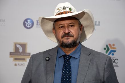 O deputado estadual, Gilberto Cattani, criticou quem est� julgando o caminhoneiro Regivaldo Batista