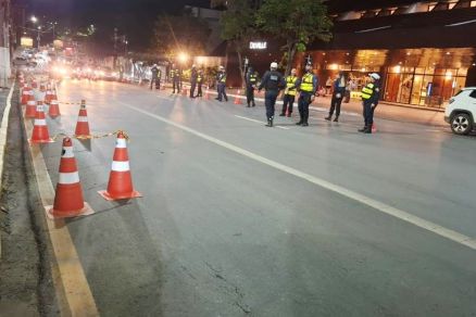 Uma das fases da Opera��o Lei Seca, que ocorreu em Cuiab�