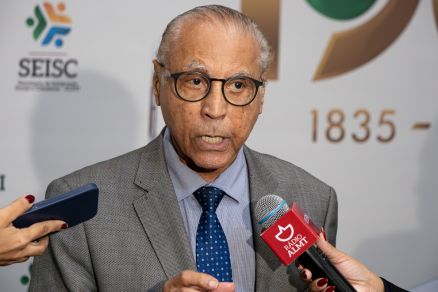 O deputado estadual J�lio Campos, que defendeu Jayme Campos ao Governo do Estado