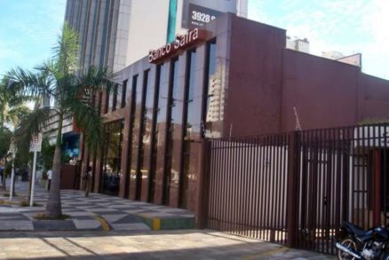 Banco Safra sofreu uma tentativa de furto nesta quarta-feira, em Cuiabá