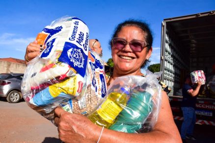 Programa distribuiu quase 280 mil cestas de alimentos � popula��o mato-grossense em 2025