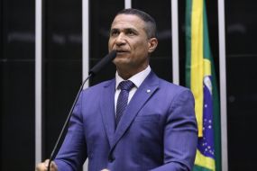 Assis destina R$ 10 milh�es para constru��o de viaduto em VG