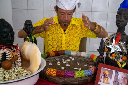 Babalorix� Olory Egbe Babalorisa Paulo de Osumar�, conhecido como Pai Paulo