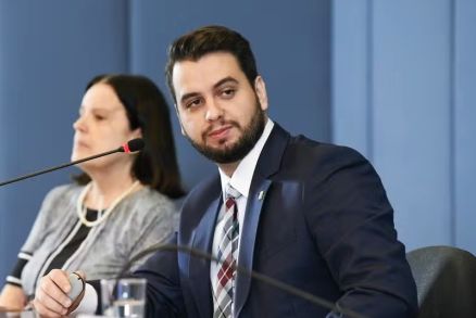 O ex-assessor presidencial Filipe Martins, que foi preso nesta sexta-feira