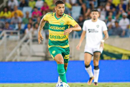 Denilson Alves, de 24 anos, atua no Dourado h� quatro anos