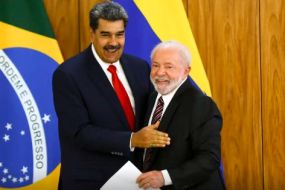 Contradi��o do governo deixa Lula em saia justa sobre Venezuela