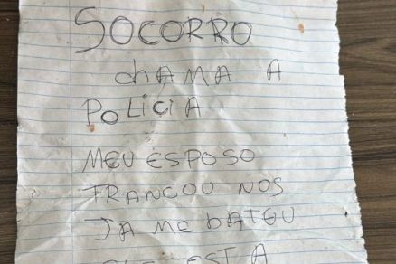 Bilhete deixado por v�tima na casa foi encontrado pela Pol�cia Militar