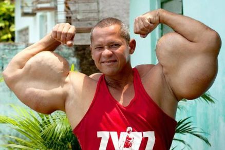 Arlindo de Souza, conhecido como Popeye Brasileiro