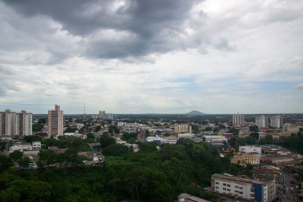 Previs�o indica chances de chuva ao longo da semana na capital