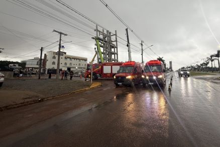 Constru��o de hotel desaba durante trabalho de funcion�rios em Lucas do Rio Verde 
