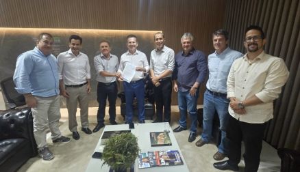 O prefeito de Lucas do Rio Verde, Miguel Vaz e o vice-prefeito e presidente da Funda��o Rio Verde, Joci Piccini estiveram nesta quarta-feira (21), em Cuiab�