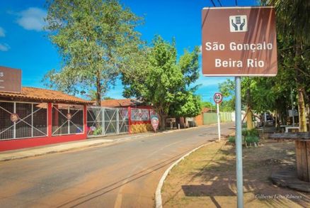 Comunidade S�o Gon�alo Beira Rio rebate acusa��es de influenciadora 