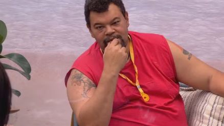 Babu Santana contou que Victor Hugo recebeu animal morto pelo correio 