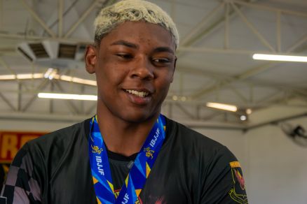 O atleta de Jiu-Jitsu da Rotam, T�lio Filho, que conquistou medalha de ouro em campeonato europeu