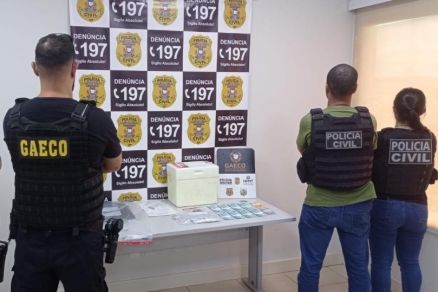 Pol�cia Civil apreendeu as ampolas do medicamento e valores em esp�cie