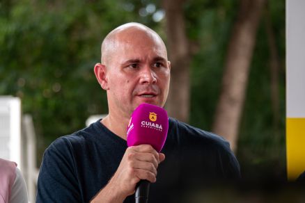 O prefeito Abilio Brunini vistoriou �reas afetadas pelo forte temporal 